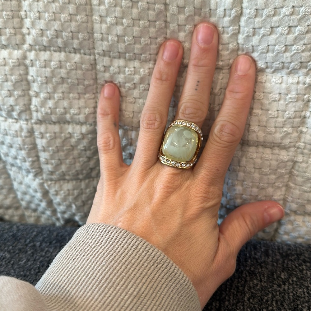 Costume ring